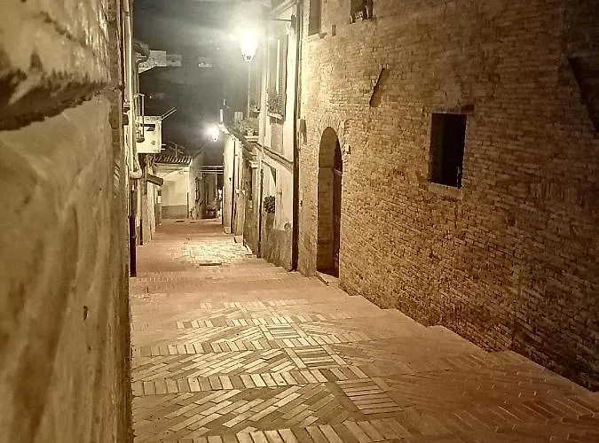 La Giuggiola Λαντσιάνο